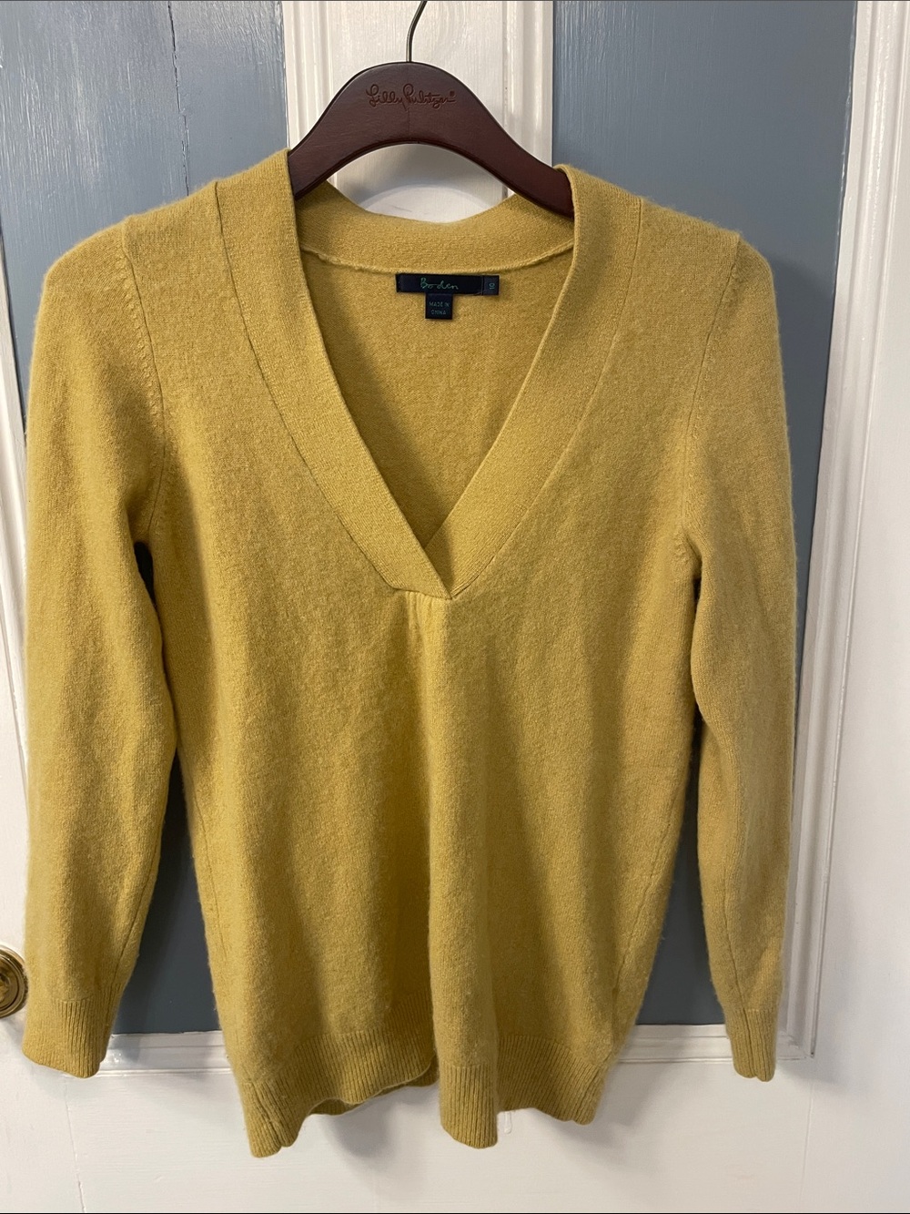 Vintage Boden V-Neck 100% Cashmere Sweater